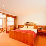 Hotel Familien- Und Wellnesshotel 