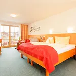 Hotel Familien- Und Wellnesshotel 