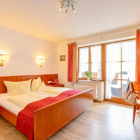 Hotell Familien- Und Wellnesshotel 