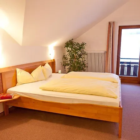 Viktoria Hotel