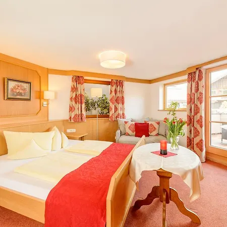 Hotell Familien- Und Wellnesshotel 