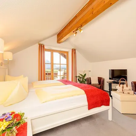 Hotell Familien- Und Wellnesshotel 