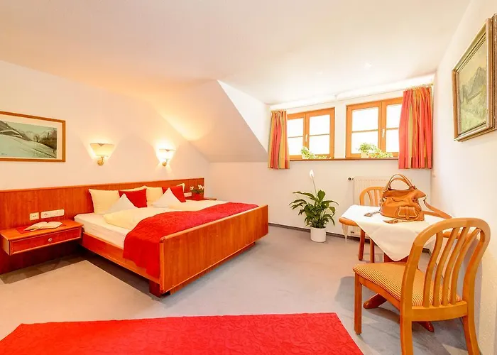 Hotel Familien- Und Wellnesshotel 